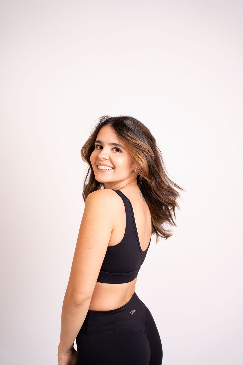Essence Top